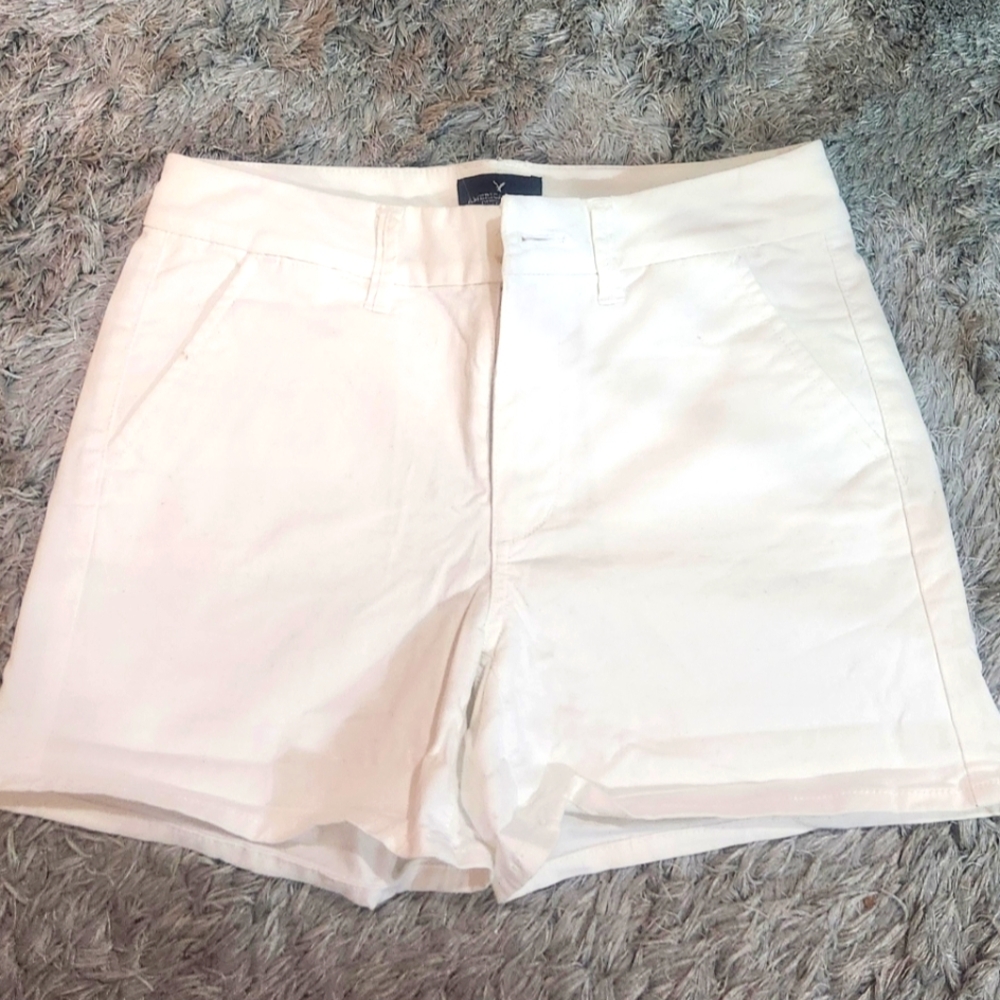 NWOT American Eagle Outfitters Beige Bermuda Shorts Classic Tailored Cotton